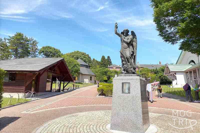 函館トラピスチヌ修道院の「大天使聖ミカエル像」