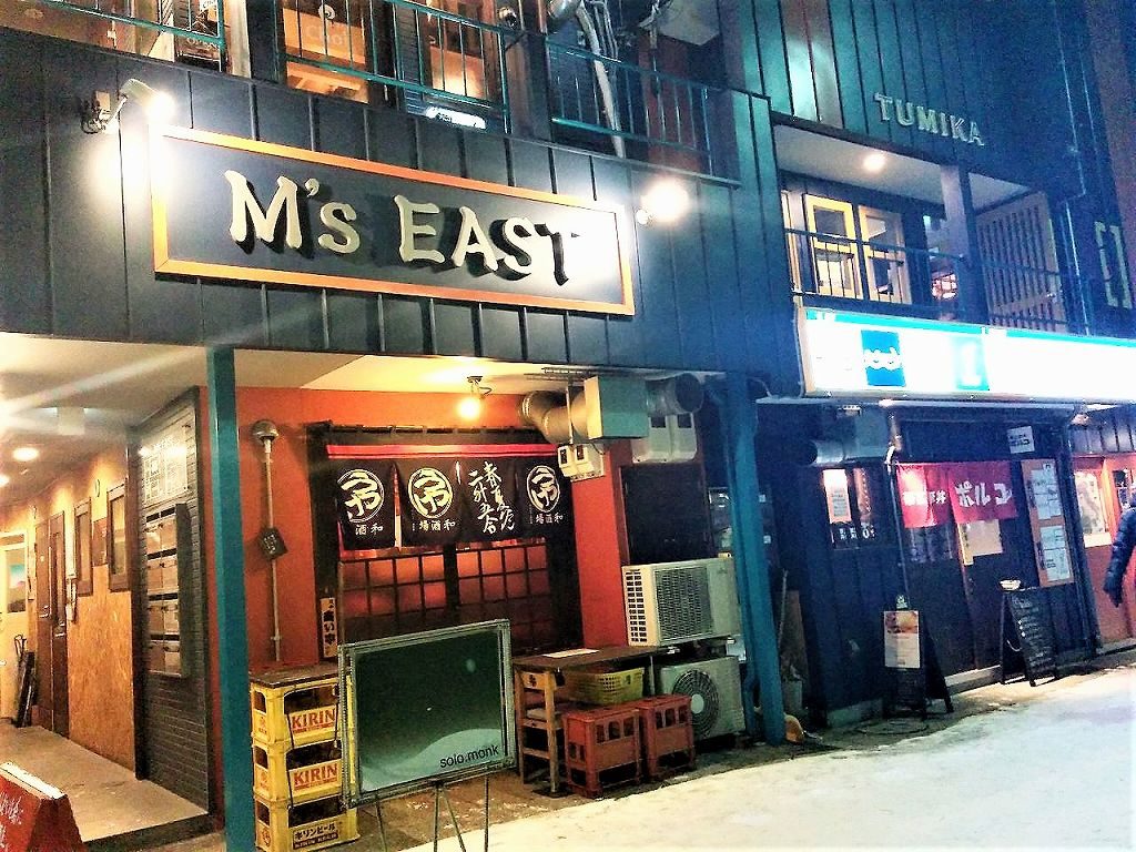 M's EASTの右側の店舗が帯広豚丼ポルコさん