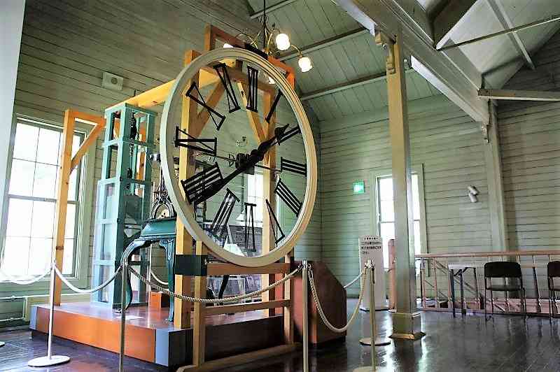 時計台の塔時計と同型のもの