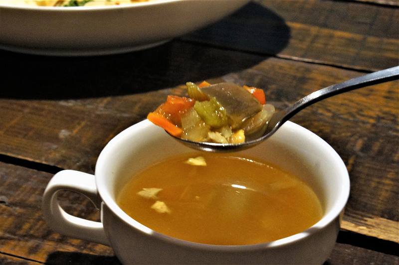 タムラ倉庫 のスープも野菜がたっぷり