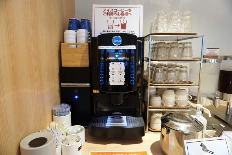 「ベッセルホテルカンパーナすすきの」のコーヒーマシン