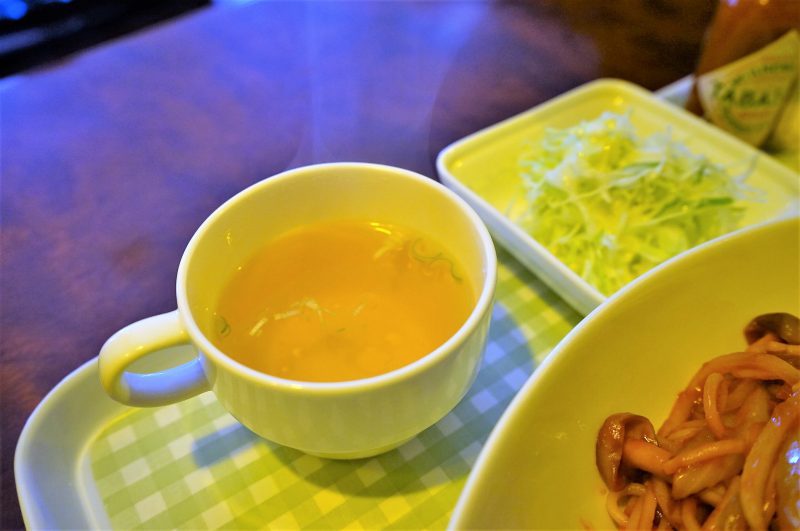 フランセのスープとサラダ