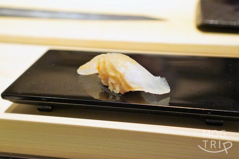 札幌「鮨わたなべ」松川カレイのお寿司